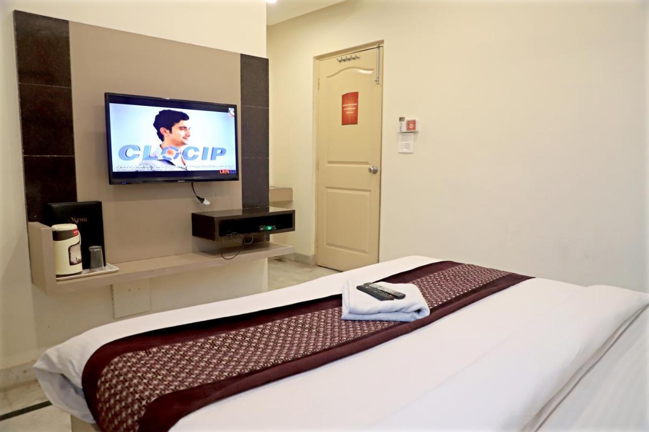 Hotel Klick International - 2 Min Walking From New Delhi Railway Station Екстер'єр фото